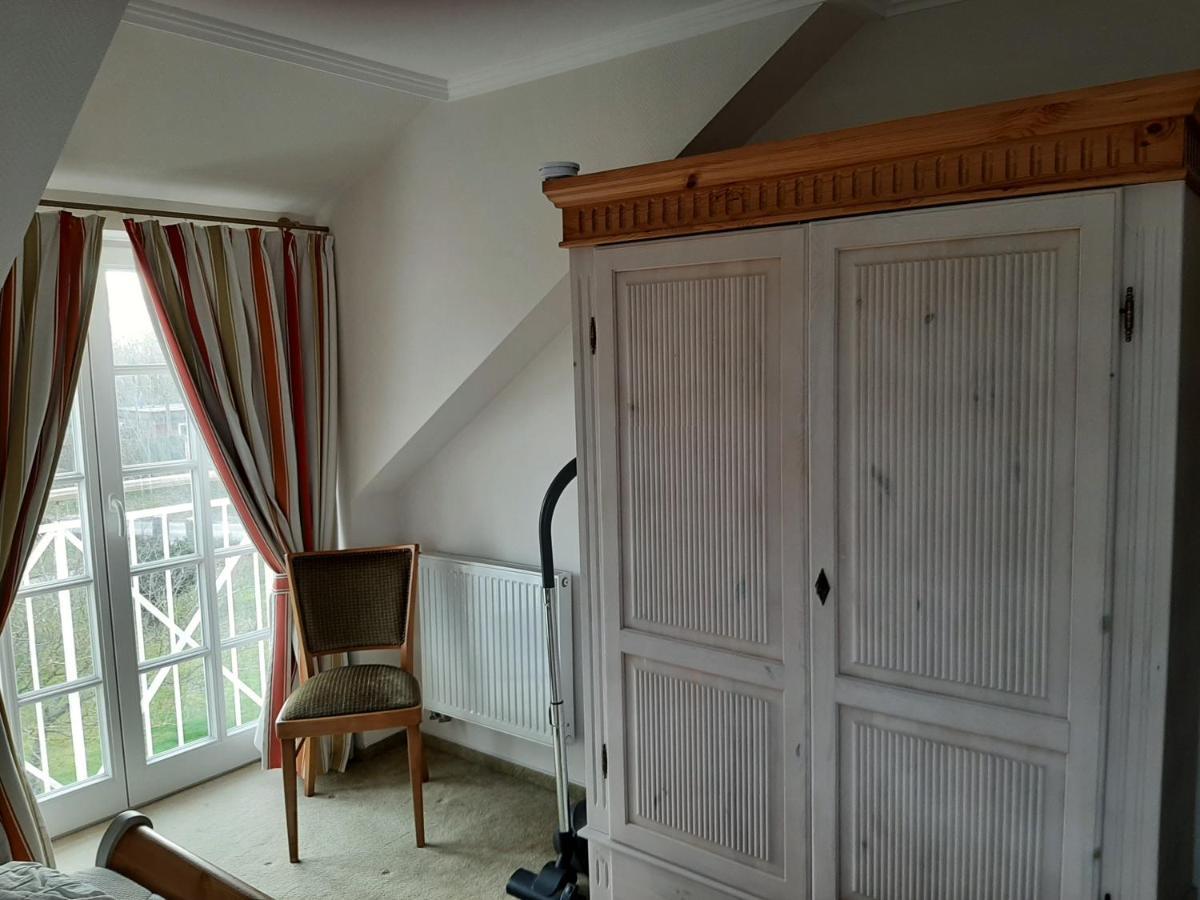 Utersum Gasthaus Knudsen מראה חיצוני תמונה